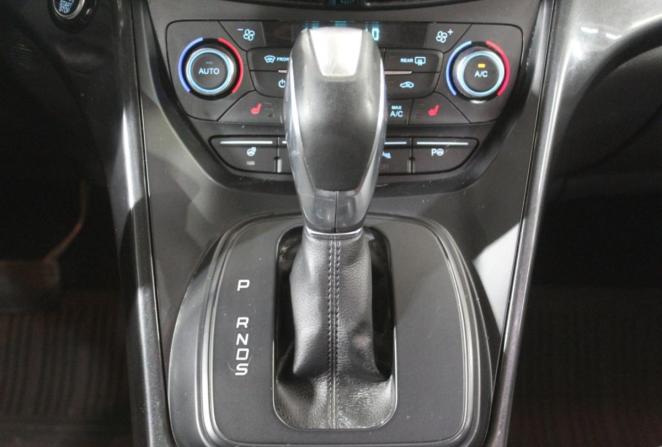 Ford Kuga II Рестайлинг с пробегом 2016 года, цена 1 270 000 рублей, 244840 км, внедорожник, Автокод Объявления