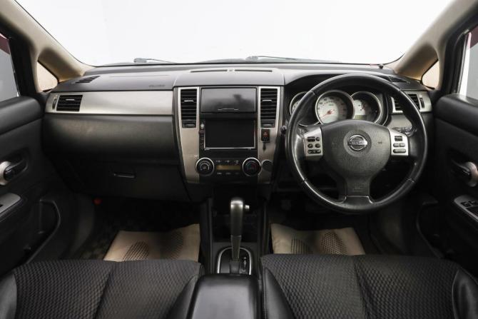 Nissan Tiida I с пробегом 2008 года, цена 649 000 рублей, 323000 км, хэтчбек, Автокод Объявления