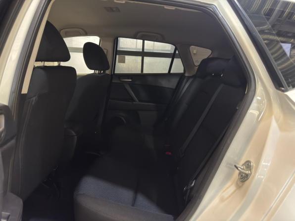 Mazda 3 II (BL) с пробегом 2011 года, цена 799 000 рублей, 145000 км, хэтчбек, Автокод Объявления