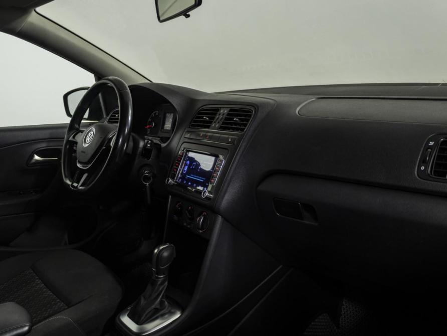 Volkswagen Polo V Рестайлинг Москва  - изображение 9