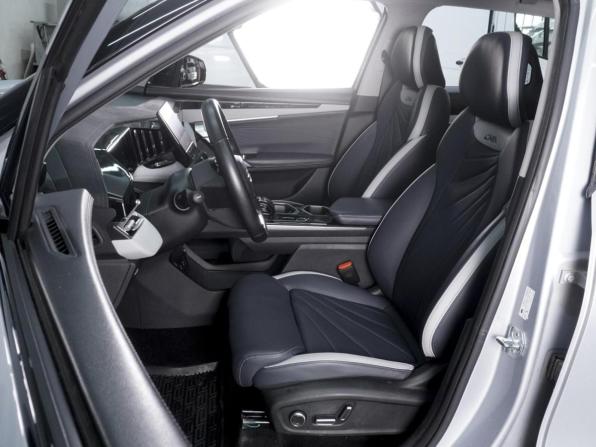 Geely Atlas II с пробегом 2023 года, цена 2 581 000 рублей, 33008 км, внедорожник, Автокод Объявления