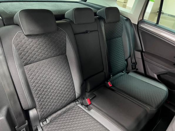 Volkswagen Tiguan II с пробегом 2018 года, цена 2 045 000 рублей, 145863 км, внедорожник, Автокод Объявления