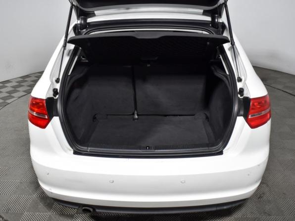 Audi A3 II (8P) Рестайлинг 2 с пробегом 2011 года, цена 499 000 рублей, 216970 км, хэтчбек, Автокод Объявления