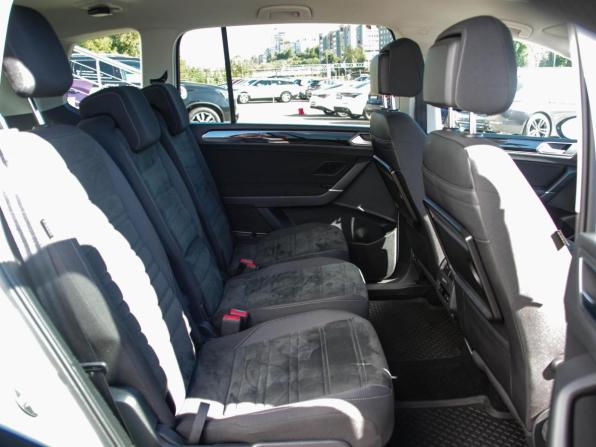 Volkswagen Touran II с пробегом 2016 года, цена 1 579 000 рублей, 87211 км, компактвэн, Автокод Объявления