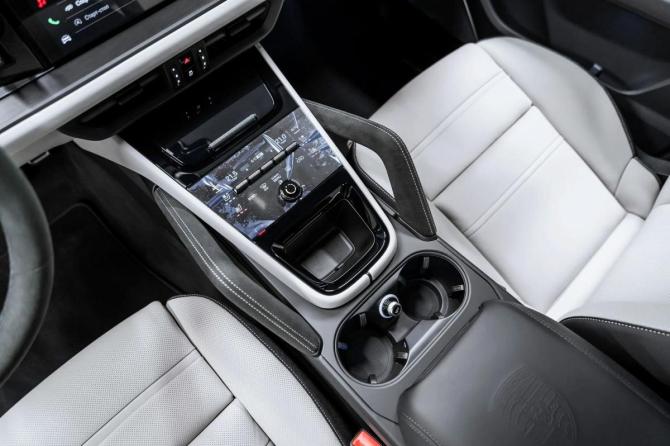 Новый Porsche Cayenne III Рестайлинг 2026 года, цена 23 900 000 рублей, внедорожник, Автокод Объявления