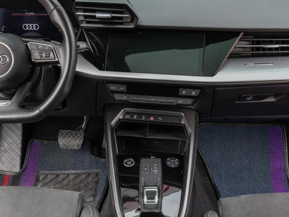 Audi A3 IV (8Y) с пробегом 2021 года, цена 2 898 000 рублей, 42770 км, хэтчбек, Автокод Объявления