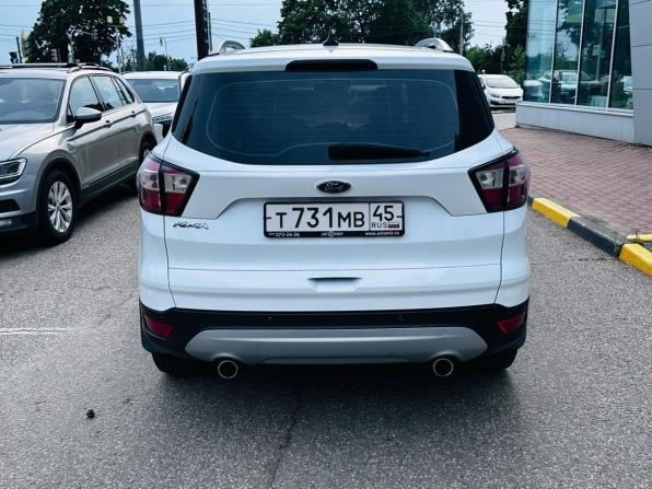 Ford Kuga II Рестайлинг с пробегом 2017 года, цена 1 570 000 рублей, 166000 км, внедорожник, Автокод Объявления