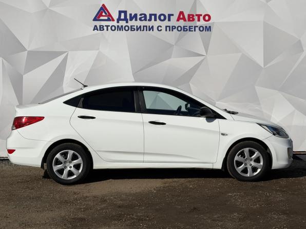 Hyundai Solaris I с пробегом 2014 года, цена 700 000 рублей, 217036 км, седан, Автокод Объявления