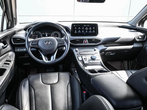 Hyundai Santa Fe IV Рестайлинг с пробегом 2021 года, цена 4 189 000 рублей, 18880 км, внедорожник, Автокод Объявления