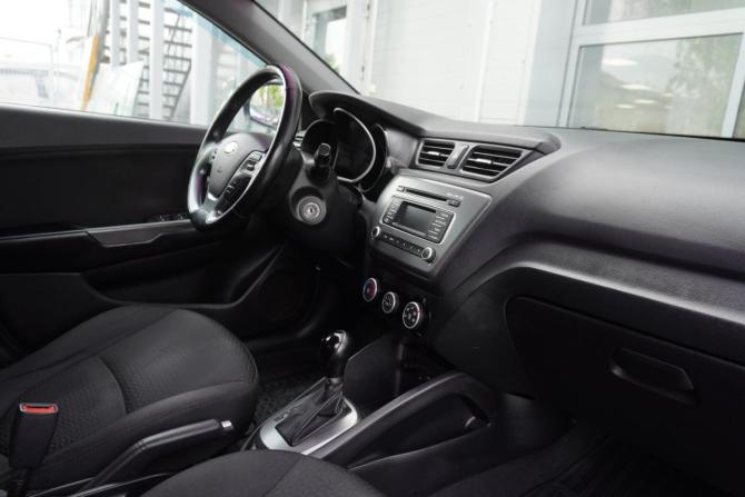 Kia Rio III Рестайлинг с пробегом 2017 года, цена 1 264 000 рублей, 90148 км, седан, Автокод Объявления
