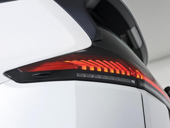 Toyota RAV4 VI (XA60) с пробегом 2025 года, цена 4 144 000 рублей, 3516 км, внедорожник, Автокод Объявления