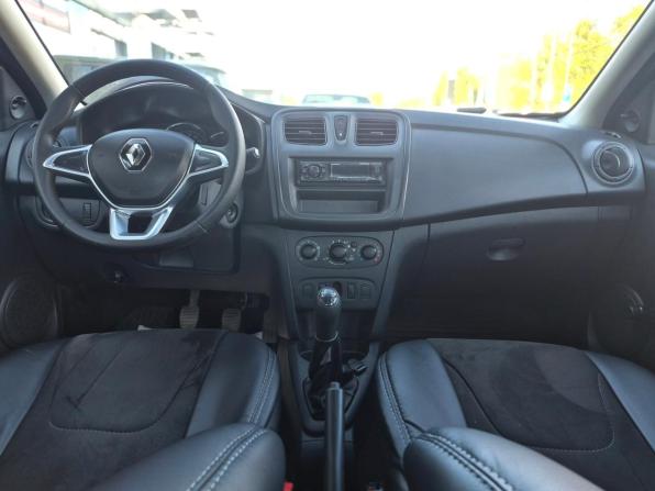 Renault Logan II Рестайлинг с пробегом 2019 года, цена 719 000 рублей, 172938 км, седан, Автокод Объявления