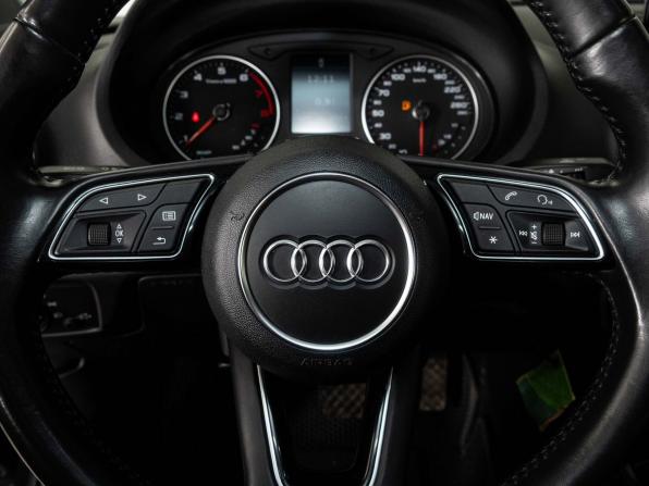 Audi A3 III (8V) Рестайлинг с пробегом 2016 года, цена 2 089 000 рублей, 78218 км, седан, Автокод Объявления