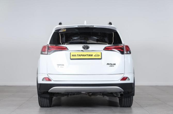 Toyota RAV4 IV (XA40) с пробегом 2018 года, цена 2 449 000 рублей, 6846 км, внедорожник, Автокод Объявления