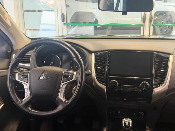 Mitsubishi Pajero Sport III с пробегом 2018 года, цена 2 720 000 рублей, 102198 км, внедорожник, Автокод Объявления
