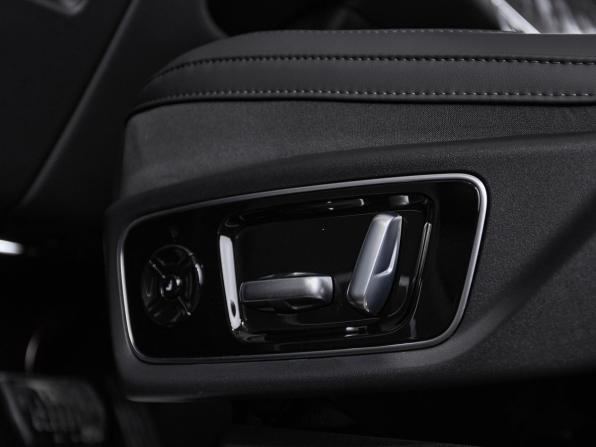 Новый Li Auto (Lixiang) L7 I Рестайлинг 2025 года, цена 10 198 600 рублей, внедорожник, Автокод Объявления