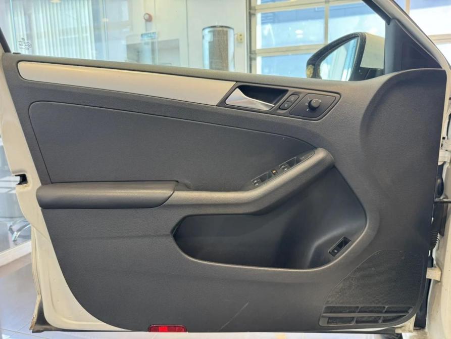 Volkswagen Jetta VI Подольск  - изображение 11