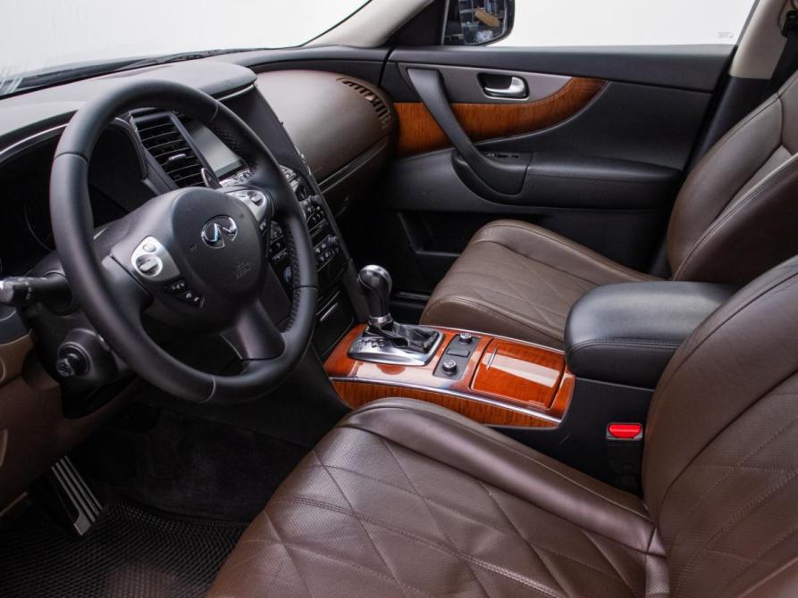 Infiniti QX70 Москва  - изображение 11