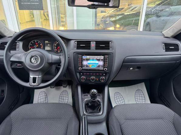 Volkswagen Jetta VI с пробегом 2014 года, цена 917 000 рублей, 229649 км, седан, Автокод Объявления