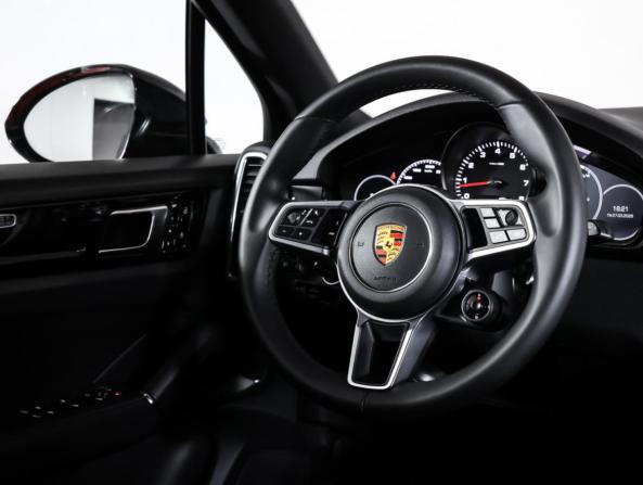 Porsche Cayenne III с пробегом 2020 года, цена 7 980 000 рублей, 44021 км, внедорожник, Автокод Объявления