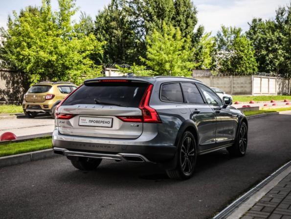 Volvo V90 Cross Country I с пробегом 2017 года, цена 3 489 000 рублей, 99101 км, универсал, Автокод Объявления
