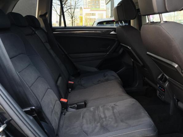 Volkswagen Tiguan II с пробегом 2019 года, цена 2 700 000 рублей, 105309 км, внедорожник, Автокод Объявления