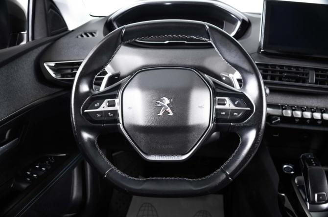 Peugeot 3008 II Рестайлинг с пробегом 2021 года, цена 2 429 000 рублей, 90325 км, внедорожник, Автокод Объявления