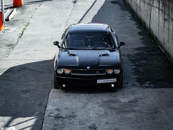 Dodge Challenger III с пробегом 2010 года, цена 3 200 000 рублей, 213371 км, купе, Автокод Объявления
