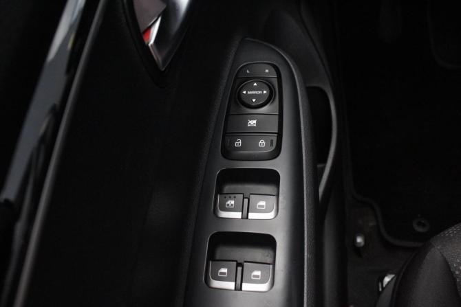 Kia Rio IV с пробегом 2020 года, цена 1 820 000 рублей, 88587 км, хэтчбек, Автокод Объявления