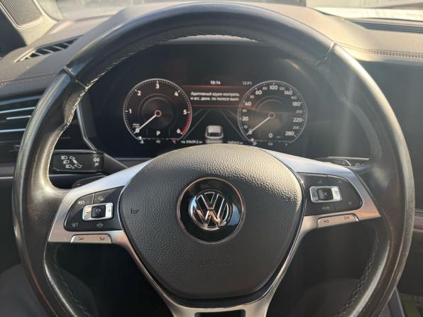 Volkswagen Touareg III с пробегом 2018 года, цена 4 459 000 рублей, 168343 км, внедорожник, Автокод Объявления