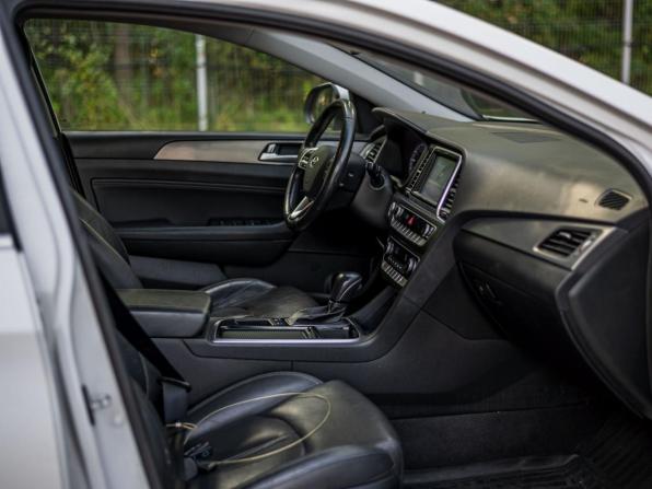 Hyundai Sonata VII (LF) Рестайлинг с пробегом 2018 года, цена 1 580 000 рублей, 209702 км, седан, Автокод Объявления