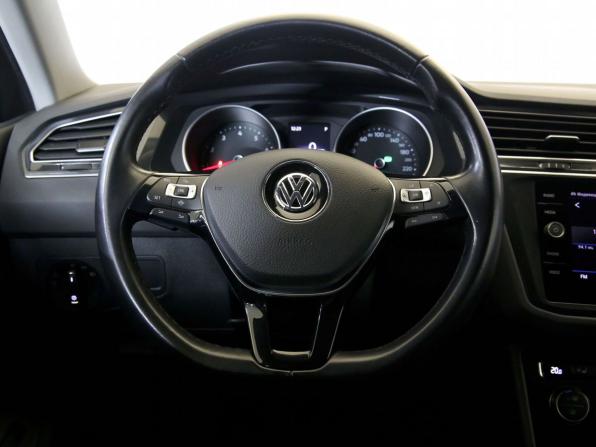 Volkswagen Tiguan II с пробегом 2020 года, цена 2 495 000 рублей, 74000 км, внедорожник, Автокод Объявления