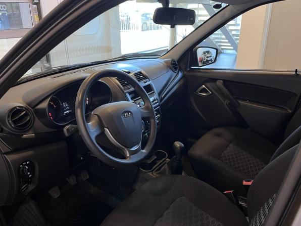 Lada (ВАЗ) Granta I Рестайлинг с пробегом 2024 года, цена 1 040 000 рублей, 17613 км, лифтбек, Автокод Объявления
