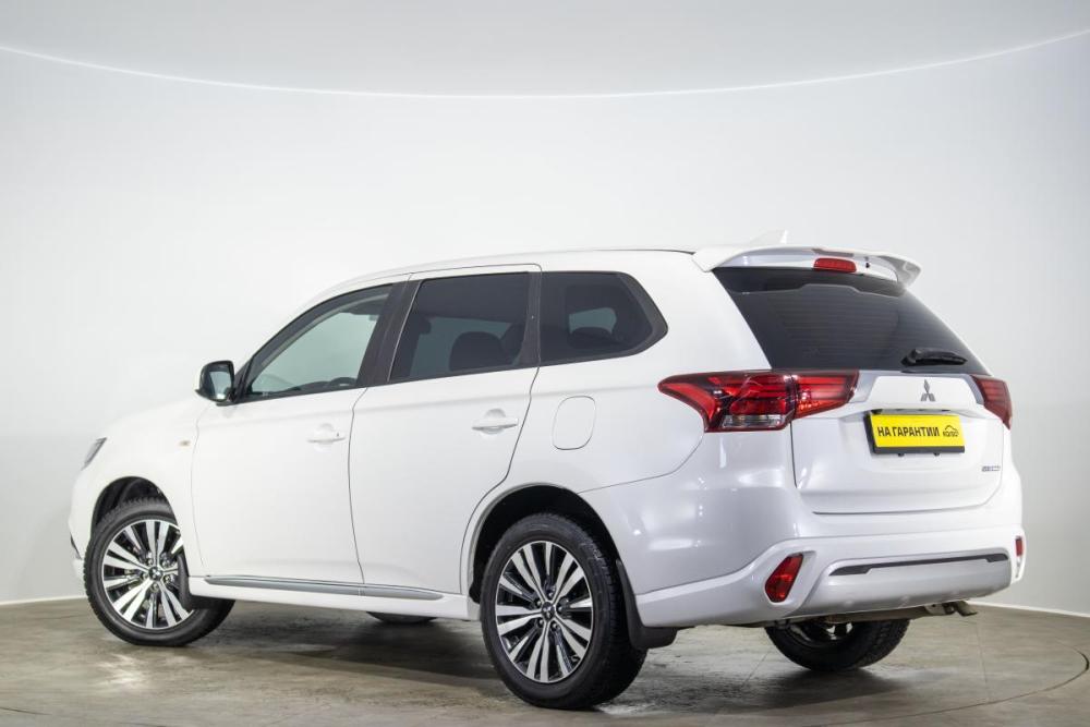 Mitsubishi Outlander III Рестайлинг 3 Оренбург  - изображение 7