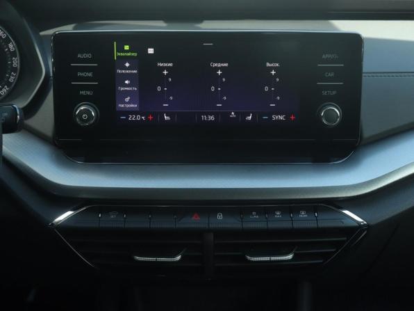 Skoda Octavia IV (A8) с пробегом 2021 года, цена 2 530 000 рублей, 70941 км, лифтбек, Автокод Объявления