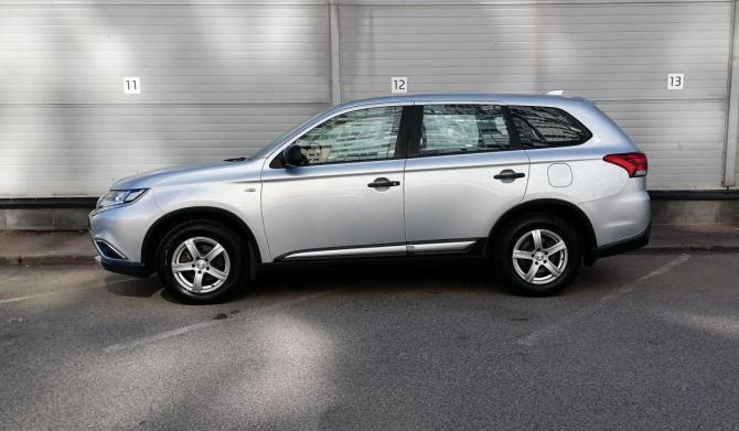 Mitsubishi Outlander III Рестайлинг 2 с пробегом 2018 года, цена 1 649 000 рублей, 115273 км, внедорожник, Автокод Объявления