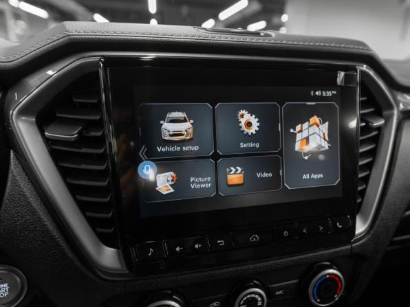 Isuzu D-Max III с пробегом 2025 года, цена 5 050 000 рублей, 158 км, пикап, Автокод Объявления