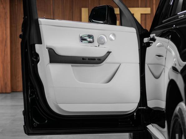 Rolls-Royce Cullinan I (Series I) с пробегом 2020 года, цена 38 000 000 рублей, 14389 км, внедорожник, Автокод Объявления