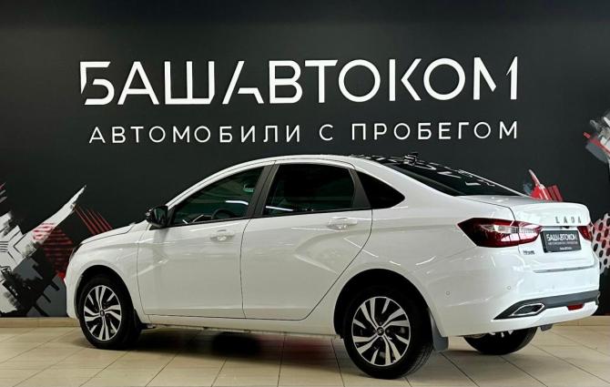Lada (ВАЗ) Vesta I Рестайлинг (NG) с пробегом 2025 года, цена 1 750 000 рублей, 10746 км, седан, Автокод Объявления