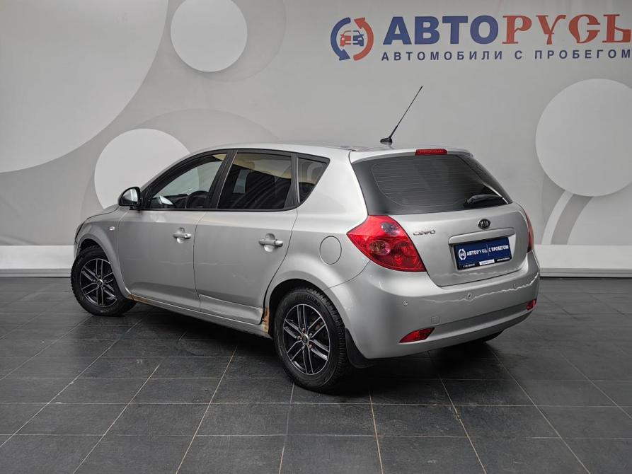 Kia Ceed I Москва  - изображение 2