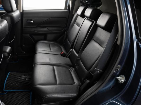 Mitsubishi Outlander III Рестайлинг 2 с пробегом 2018 года, цена 2 500 000 рублей, 175870 км, внедорожник, Автокод Объявления