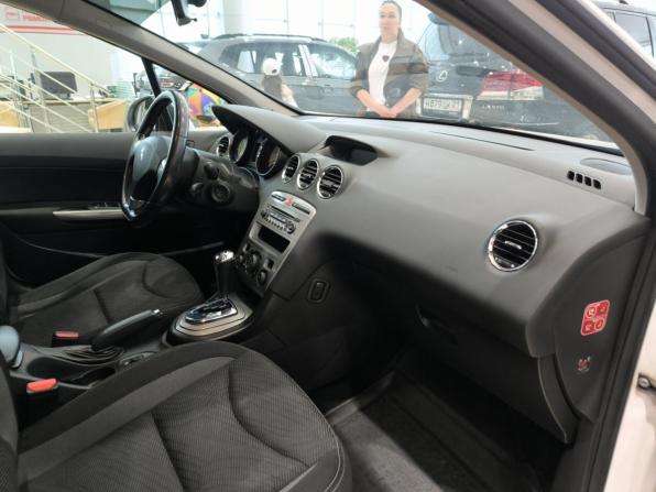 Peugeot 408 I с пробегом 2014 года, цена 550 000 рублей, 171121 км, седан, Автокод Объявления