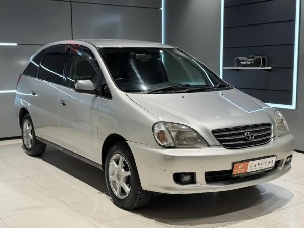 Toyota Nadia с пробегом 1999 года, цена 550 000 рублей, 299999 км, компактвэн, Автокод Объявления