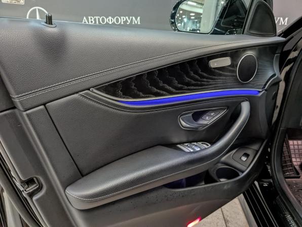 Mercedes-Benz E-Класс V (W213 S213 C238) Рестайлинг с пробегом 2022 года, цена 4 995 000 рублей, 67000 км, седан, Автокод Объявления