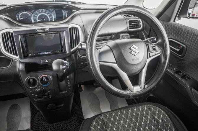 Suzuki Solio III с пробегом 2018 года, цена 1 049 000 рублей, 117800 км, микровэн, Автокод Объявления