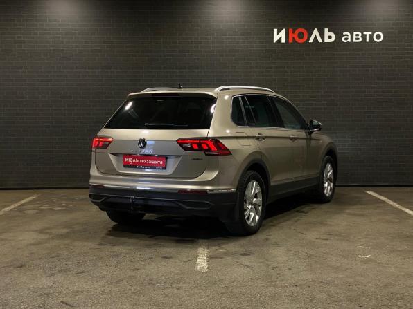 Volkswagen Tiguan II Рестайлинг с пробегом 2021 года, цена 2 950 000 рублей, 145519 км, внедорожник, Автокод Объявления