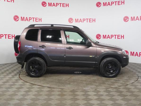 Chevrolet Niva I Рестайлинг с пробегом 2017 года, цена 839 000 рублей, 57203 км, внедорожник, Автокод Объявления