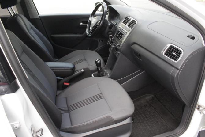 Volkswagen Polo V Рестайлинг с пробегом 2016 года, цена 1 145 000 рублей, 133496 км, седан, Автокод Объявления