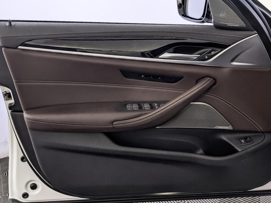 BMW 5 серии VII (G30/G31/G38) Рестайлинг Москва  - изображение 19
