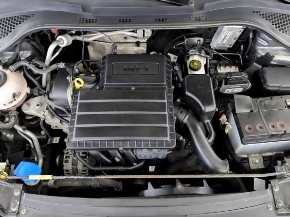 Volkswagen Polo VI с пробегом 2021 года, цена 1 650 000 рублей, 69505 км, лифтбек, Автокод Объявления